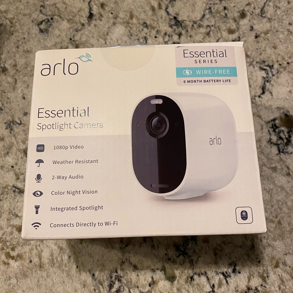 Alto Wireless Essential Spotlight Camera